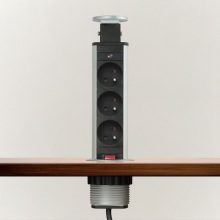 Rejtett elosztó 3 x 220 V aljzatokkal 