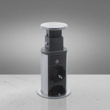 Rejtett elosztó 3 x 220 V aljzatokkal 